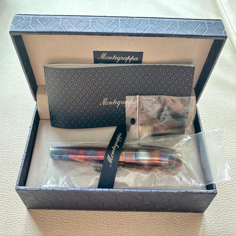 Montegrappa Fortuna Blazer Fountain Pen with Silver Mug