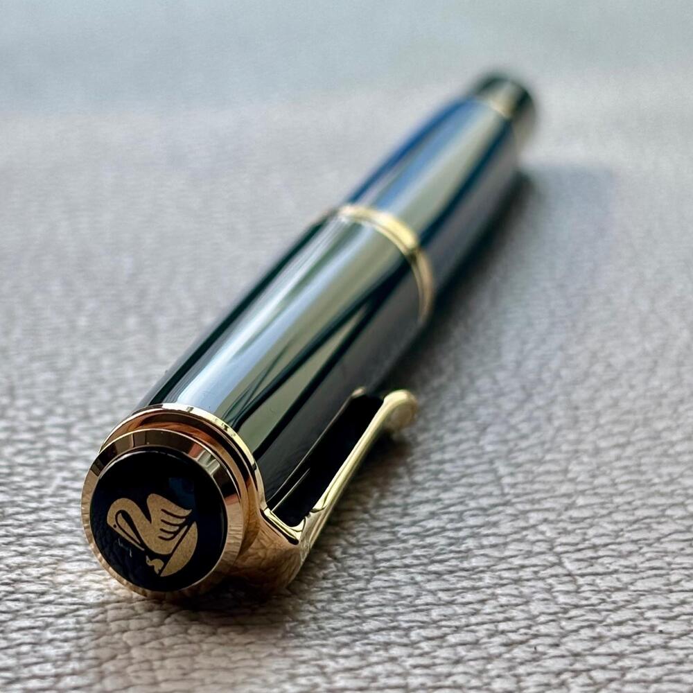 Pelikan M400 Blue Striped Fountain Pen (OLD LOGO)