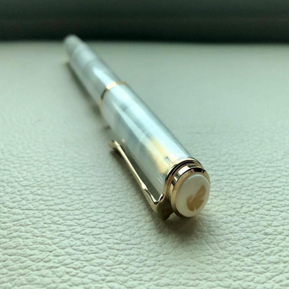 Pelikan M200 Golden Beryl Fountain Pen Special Edition