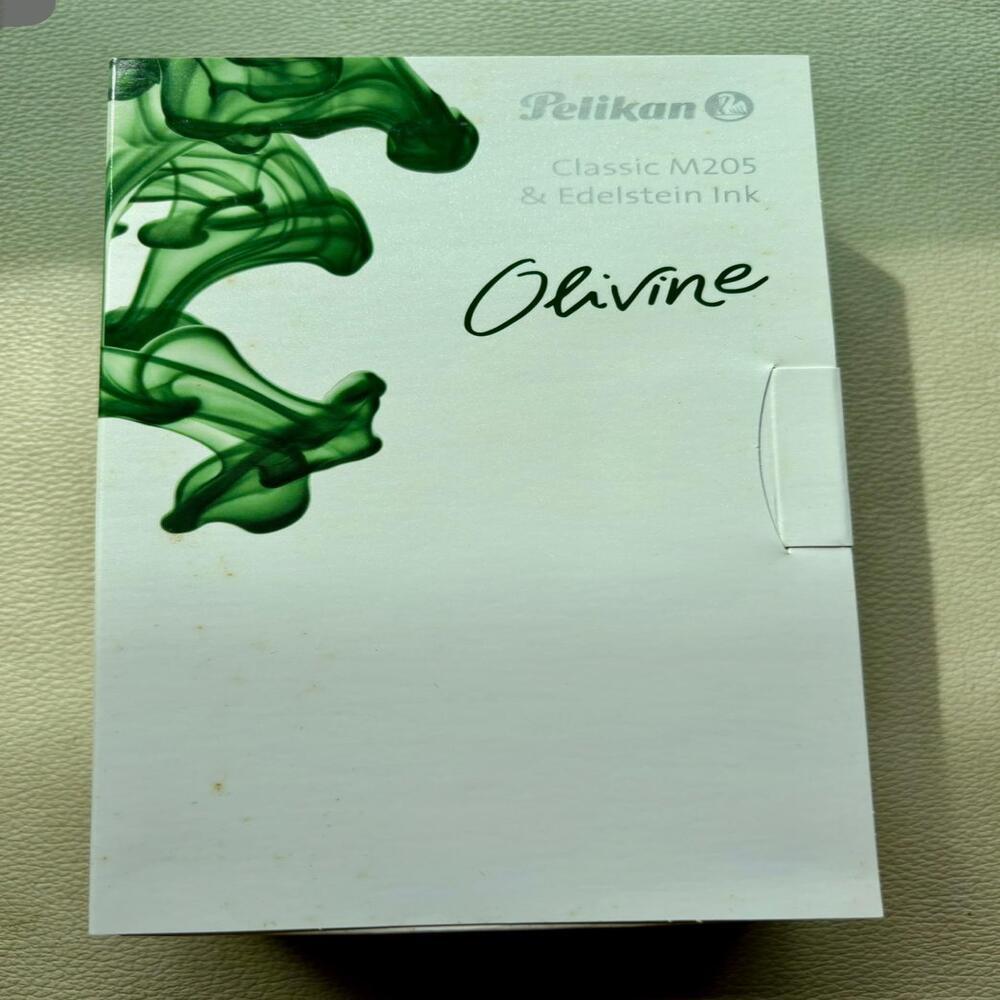 Pelikan M205 Olivine Fountain Pen