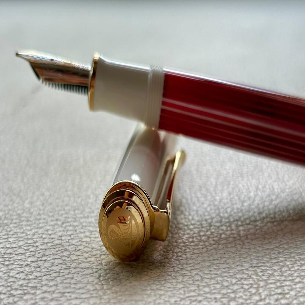 Pelikan M600 Red White Fountain Pen Special Edition