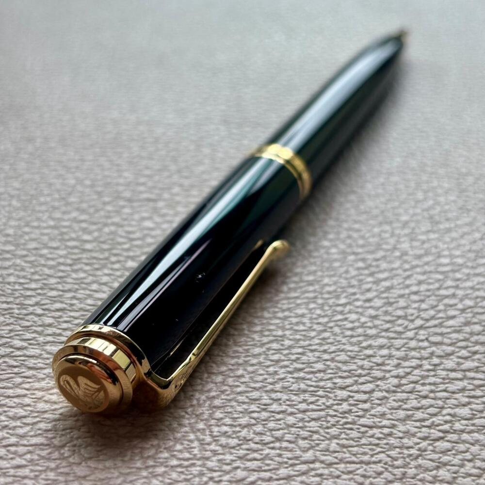 Pelikan K800 Solid Black Ballpoint Pen