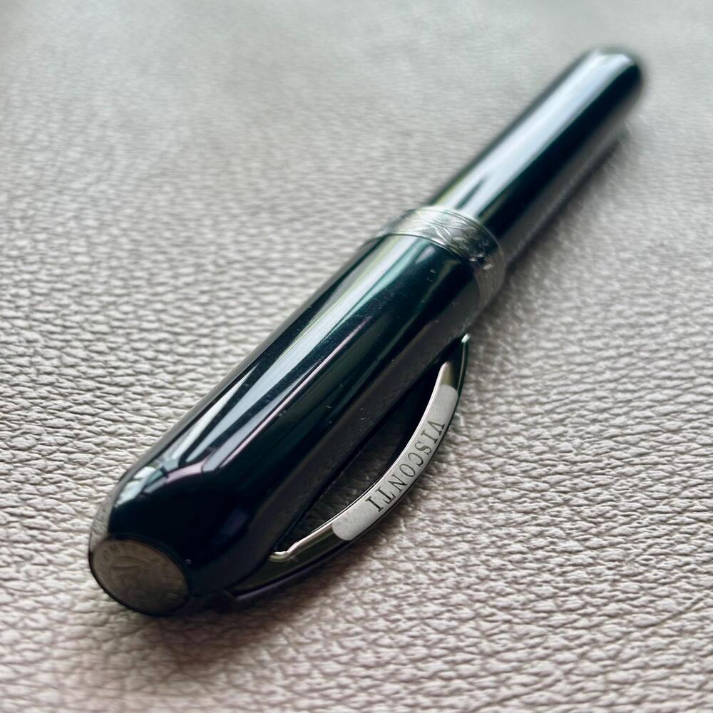 Visconti Black to Black Rembrandt Fountain Pen Discontinue and Rare