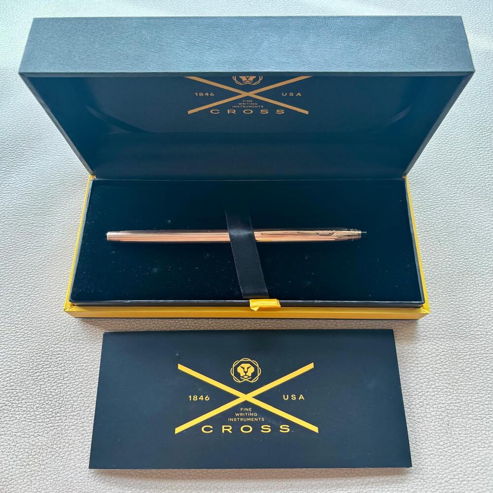 Cross Century 2 Rose Gold Fountain Pen 18k Gold Nib Discontinued.