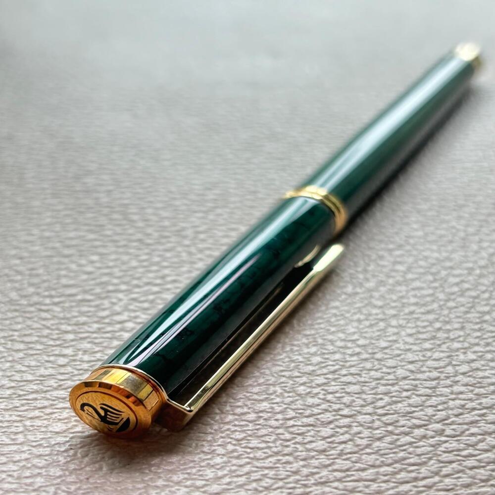 Pelikan Vintage P381 Green Marble Fountain Pen VERY RARE