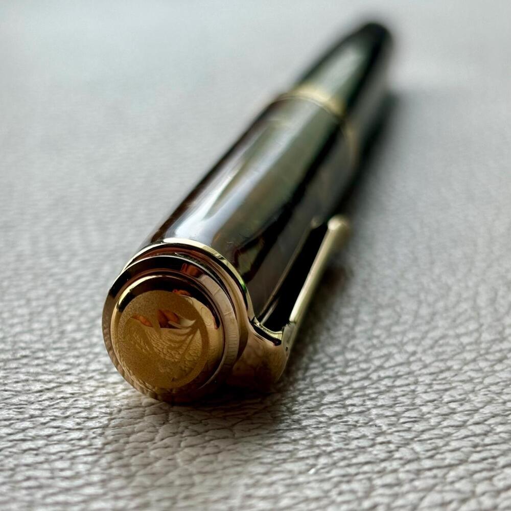 Pelikan M800 Renaissance Brown Fountain Pen Special Edition