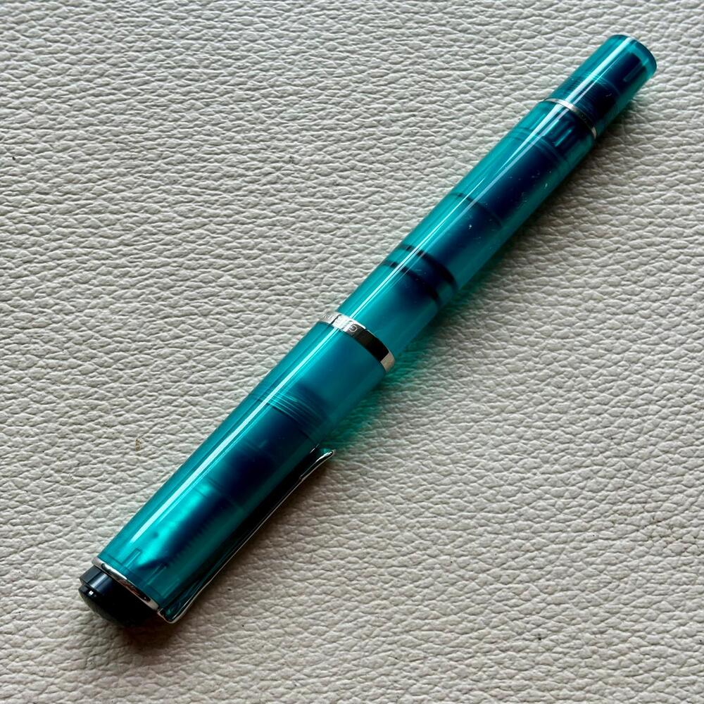 Pelikan M205 Apatite Fountain Pen Set Special Edition