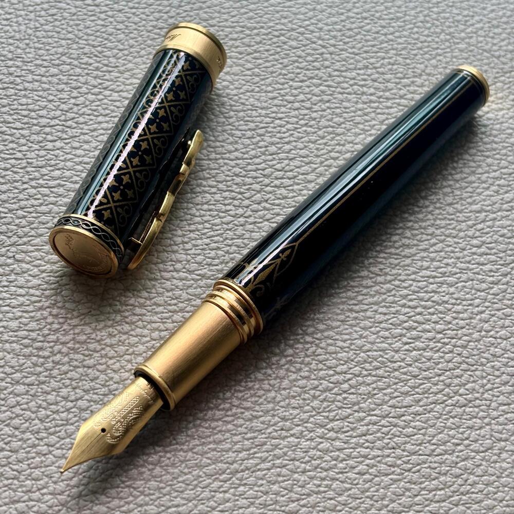 Montegrappa Games of Thrones Baratheon Fountain Pen