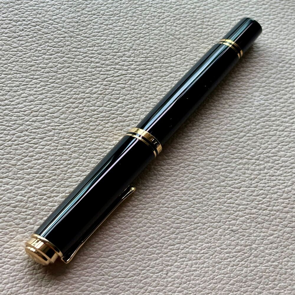 Pelikan M400 Solid Black Fountain Pen