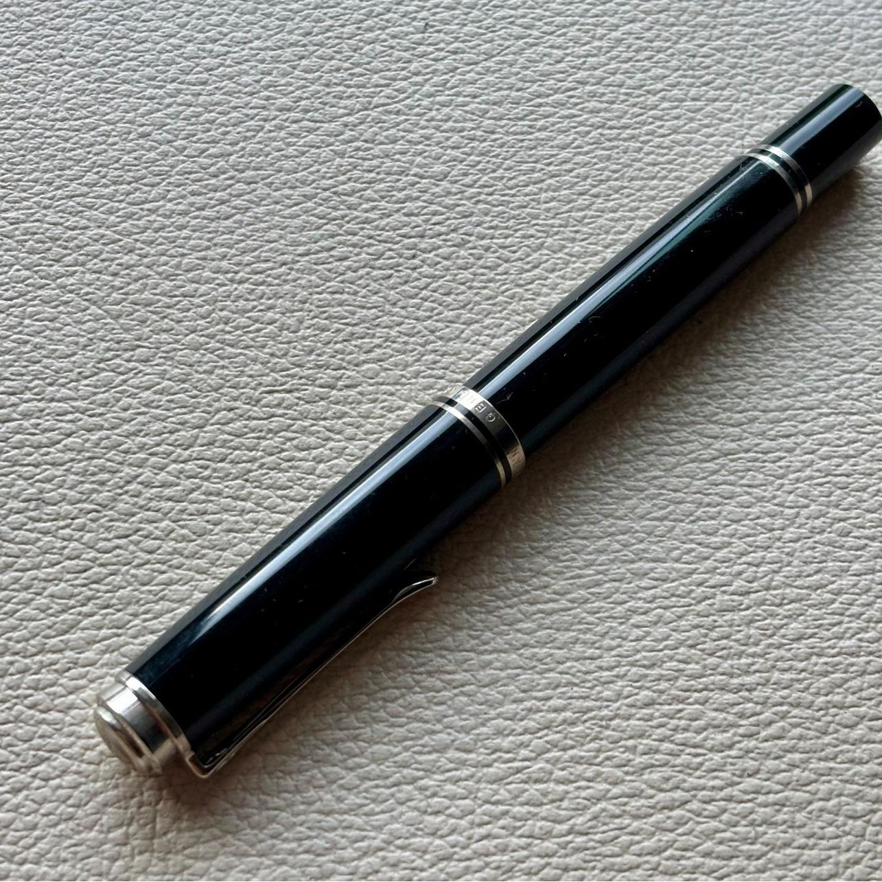 Pelikan M405 Black Silver Fountain Pen