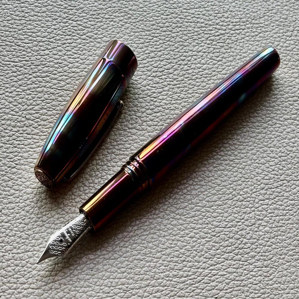 Montegrappa Fortuna Blazer Fountain Pen with Silver Mug