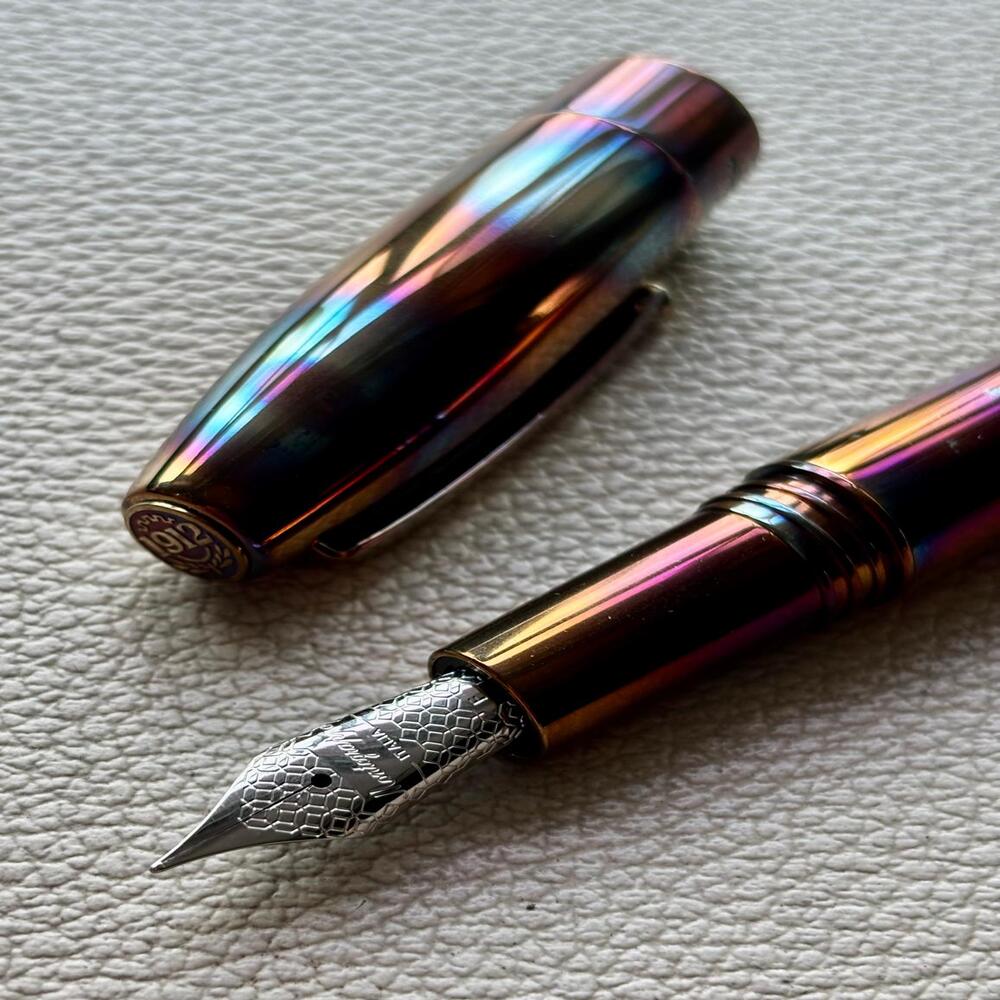 Montegrappa Fortuna Blazer Fountain Pen with Silver Mug