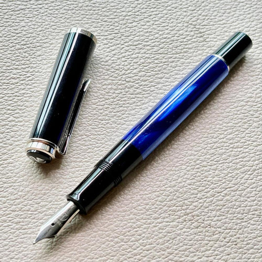 Pelikan M205 Blue Marbled Fountain Pen Special Edition