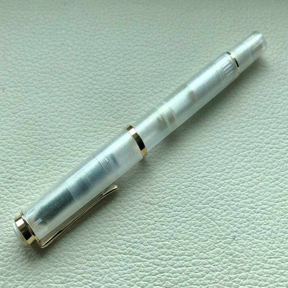 Pelikan M200 Golden Beryl Fountain Pen Set Special Edition