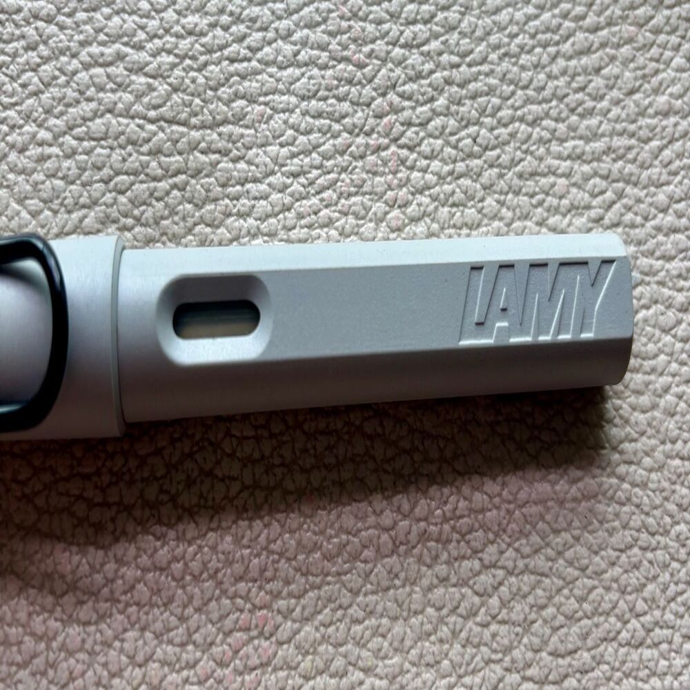 Lamy Grey Matte (Griso) black Clip Safari Fountain Pen Discontinued
