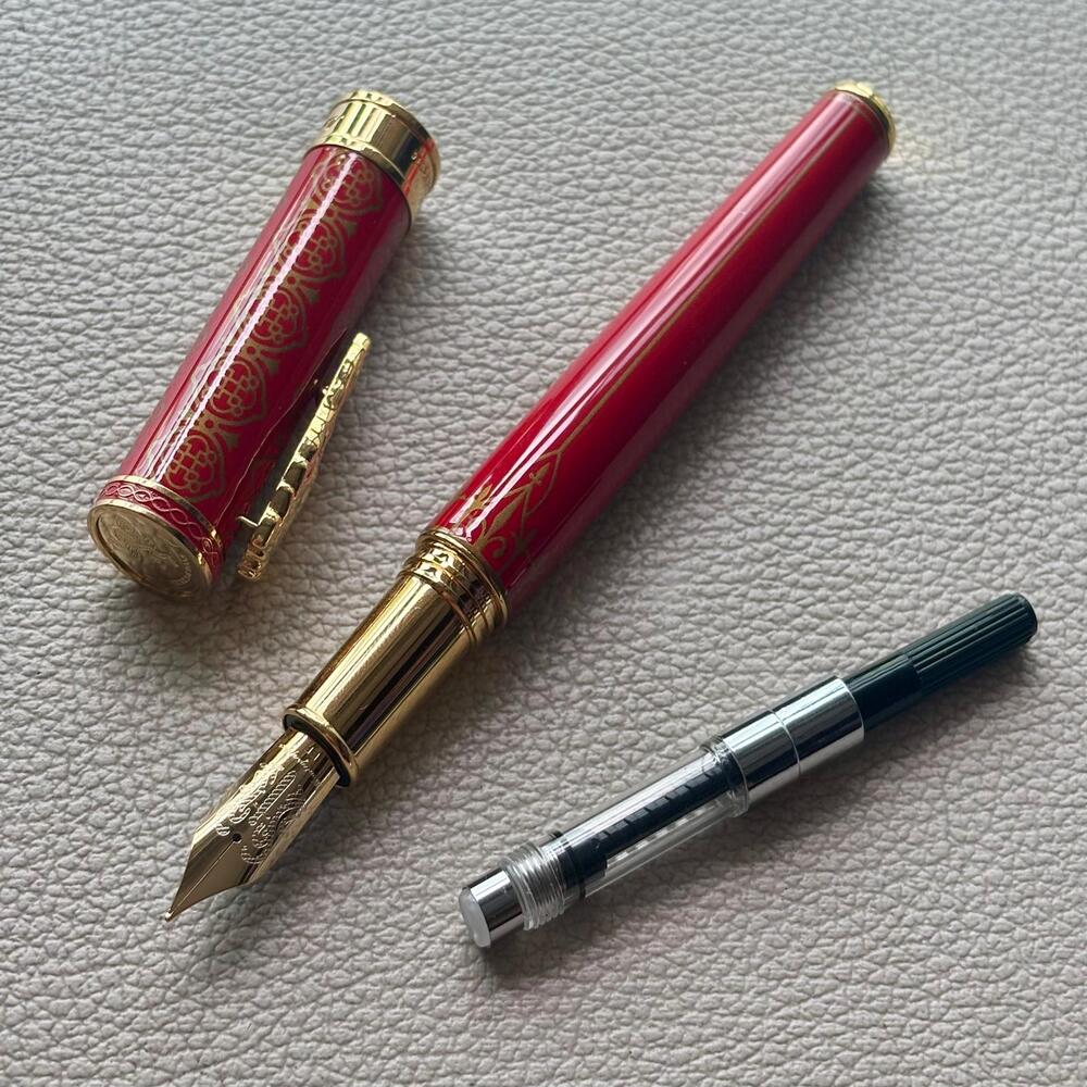 Montegrappa Games of Thrones Lannister Fountain Pen