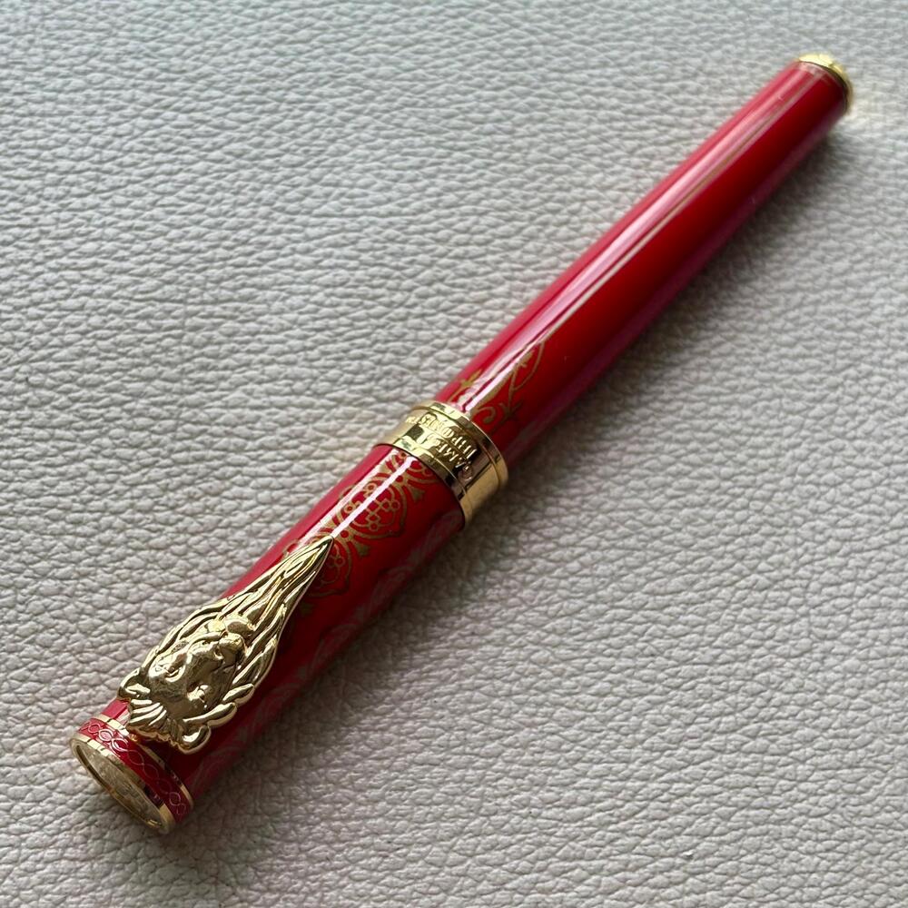 Montegrappa Games of Thrones Lannister Fountain Pen