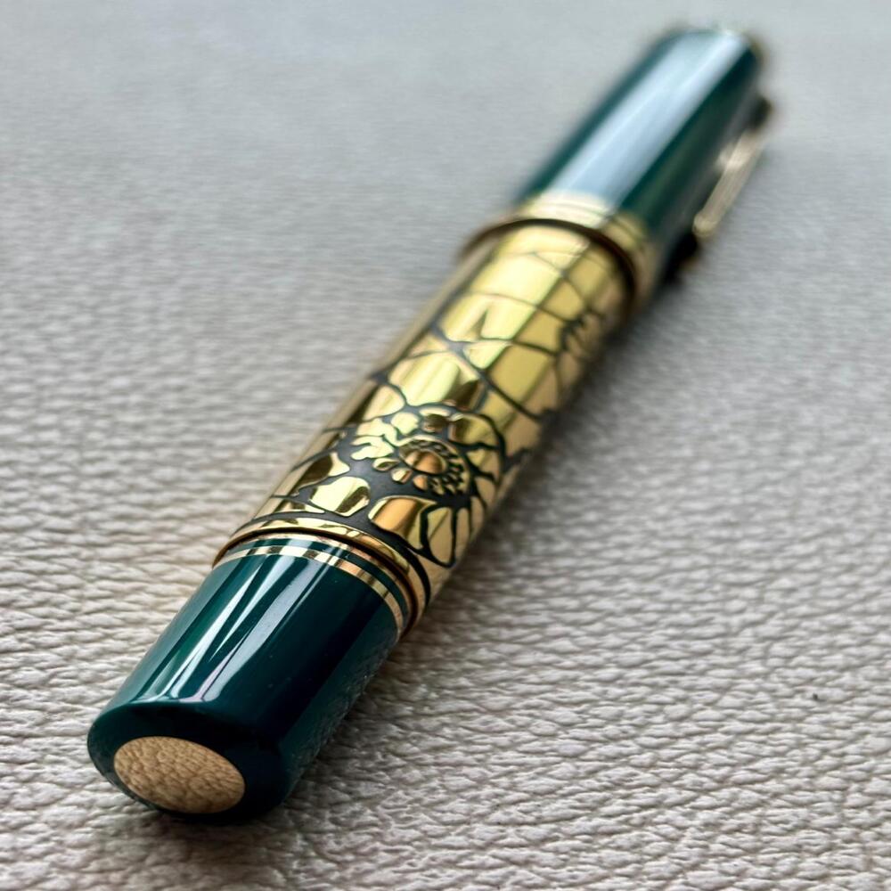 Pelikan M800 Expo 2000 Nature Fountain Pen Limited Edition