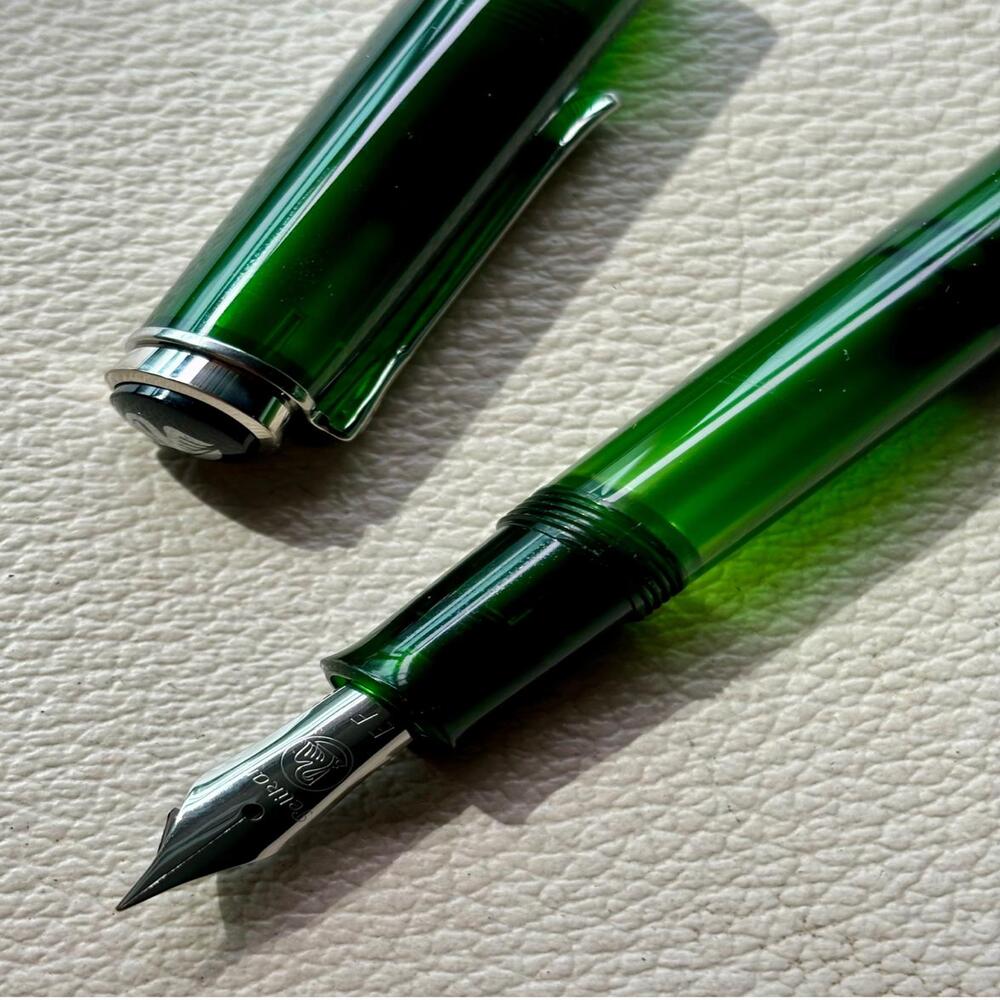 Pelikan M205 Olivine Fountain Pen