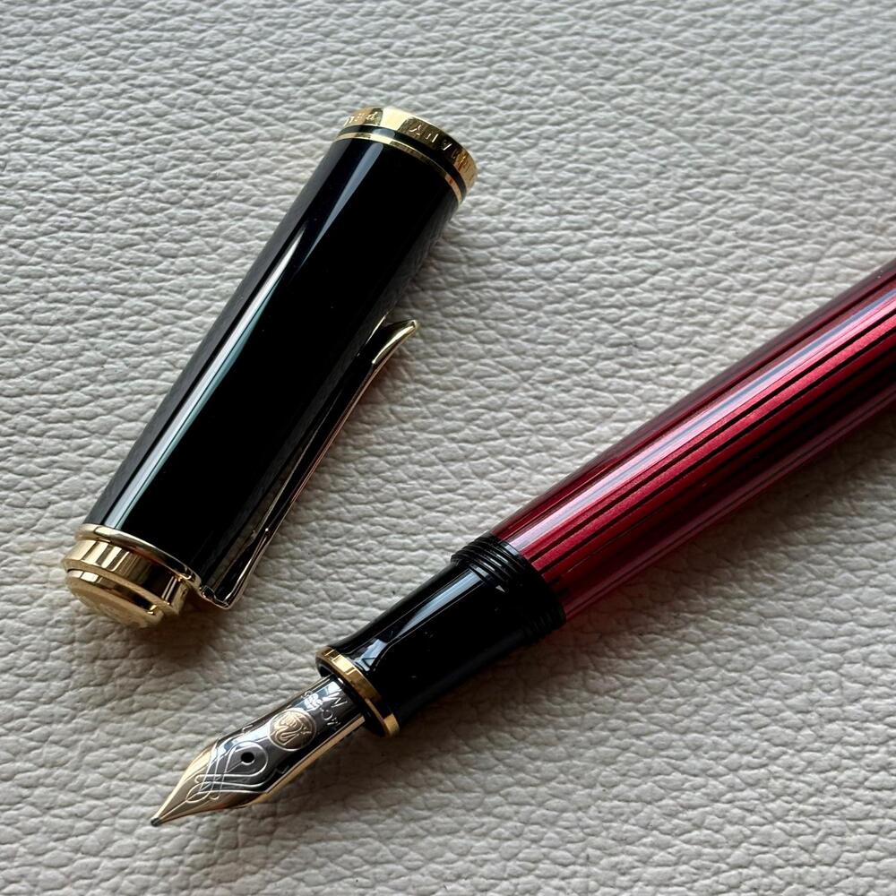 Pelikan M400 Red Striped Fountain Pen