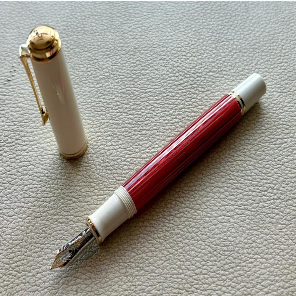 Pelikan M600 Red White Fountain Pen Special Edition