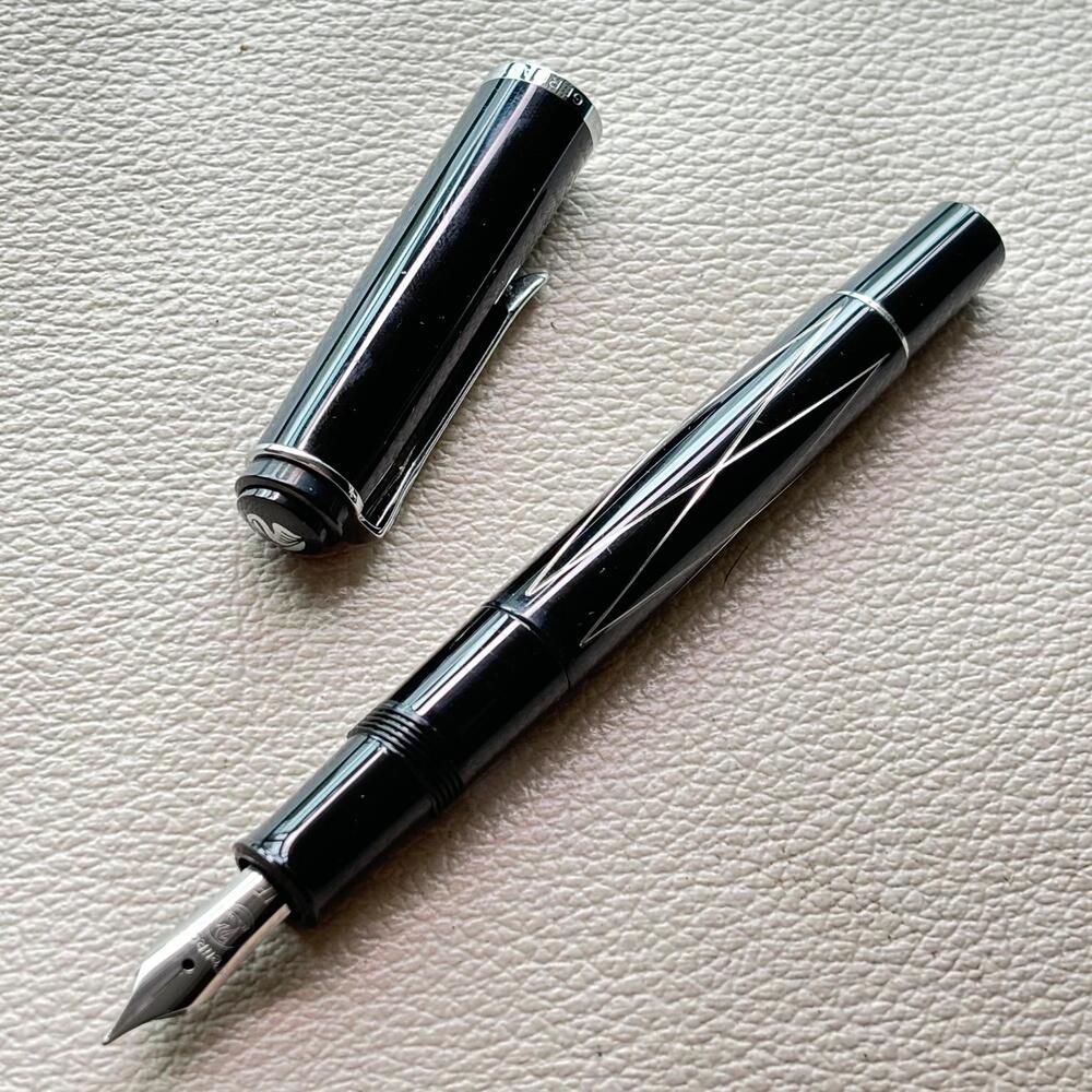 Pelikan M215 Rhombus Fountain Pen Discontinued