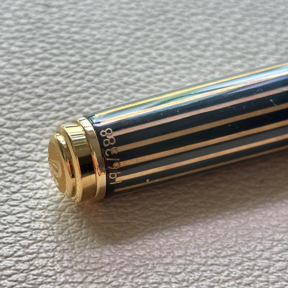 Pelikan M800 Royal Gold Raden Fountain Pen Limited Edition
