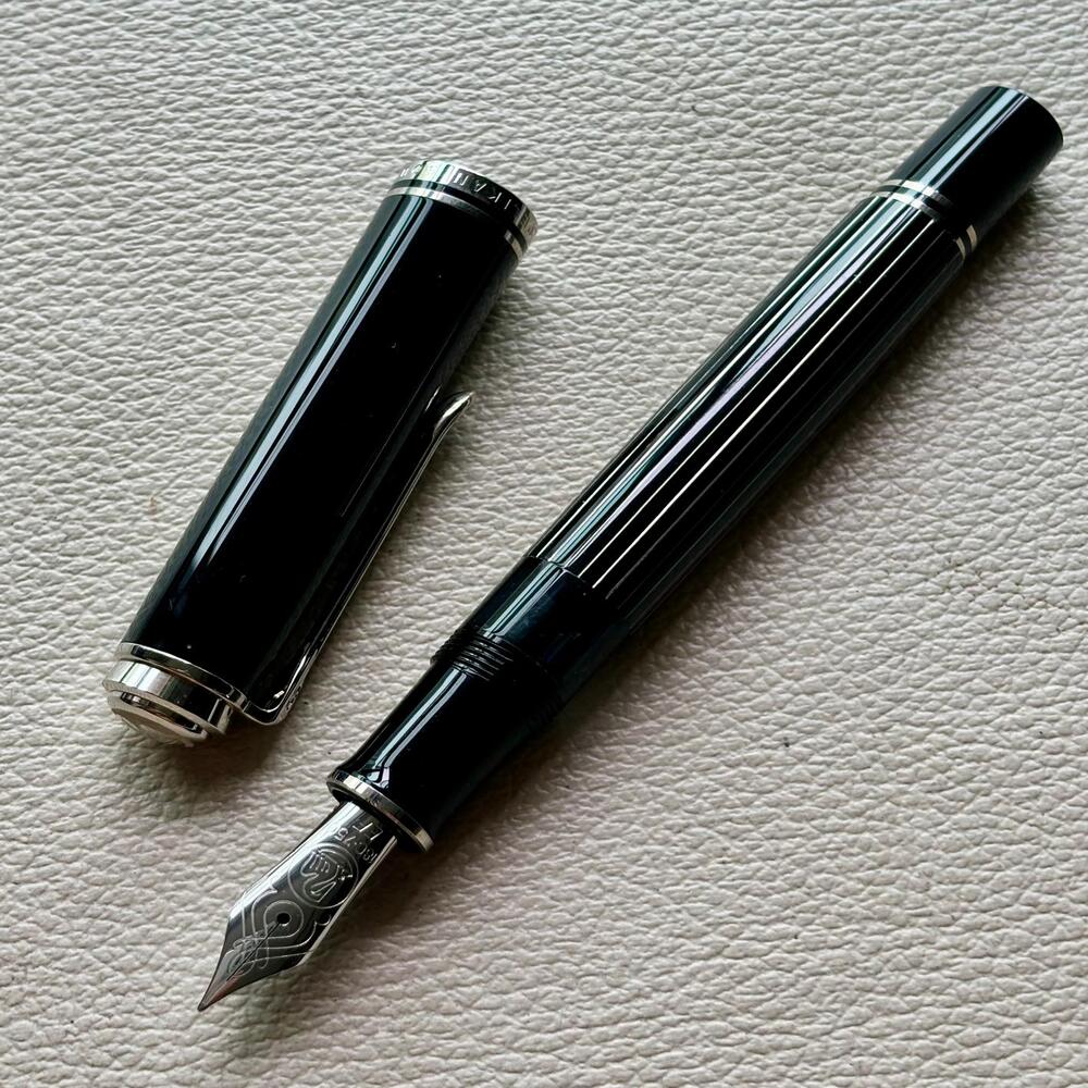 Pelikan M815 Black Metal Striped Fountain Pen Special Edition