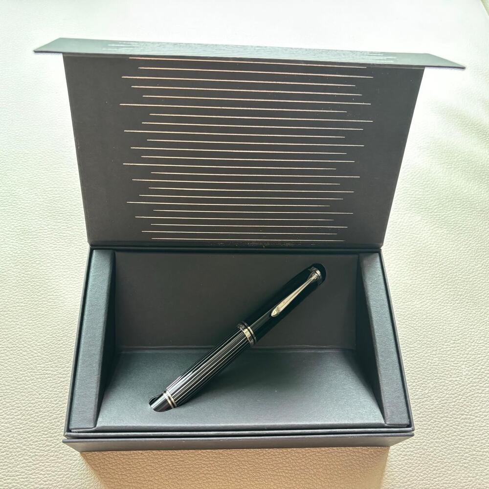 Pelikan M815 Black Metal Striped Fountain Pen Special Edition