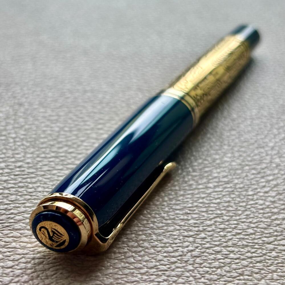 Pelikan M800 Expo 2000 Technology Fountain Pen Limited Edition