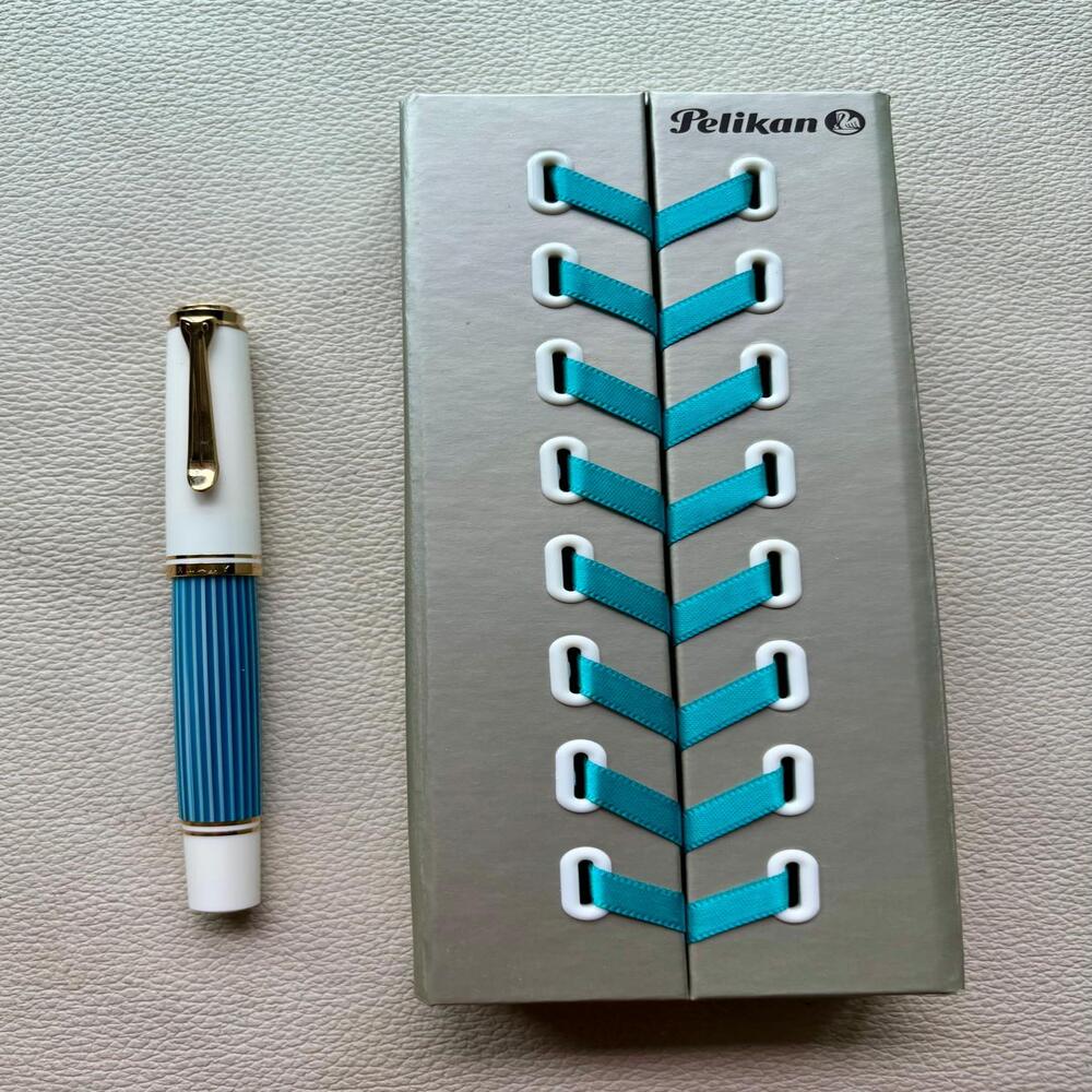 Pelikan M600 Turquoise White Fountain Pen Special Edition