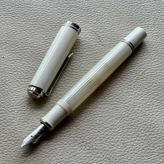 Pelikan M605 White Stripe Fountain Pen Special Edition