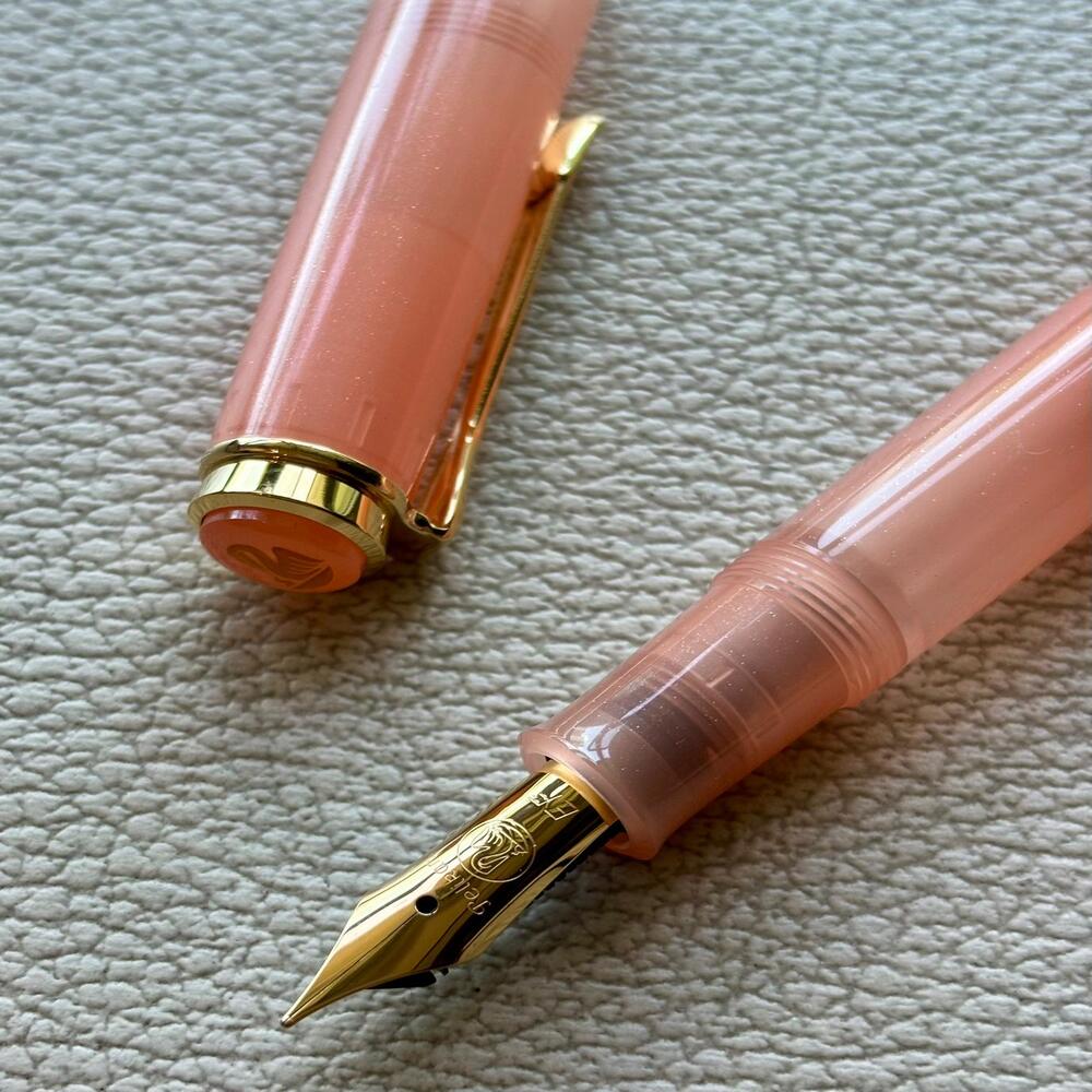 Pelikan M200 Apricot Achat Fountain Pen Set Special Edition