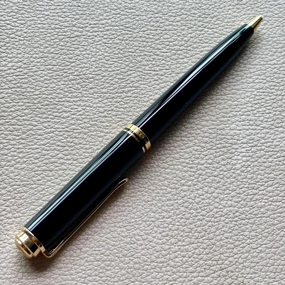 Pelikan K800 Solid Black Ballpoint Pen