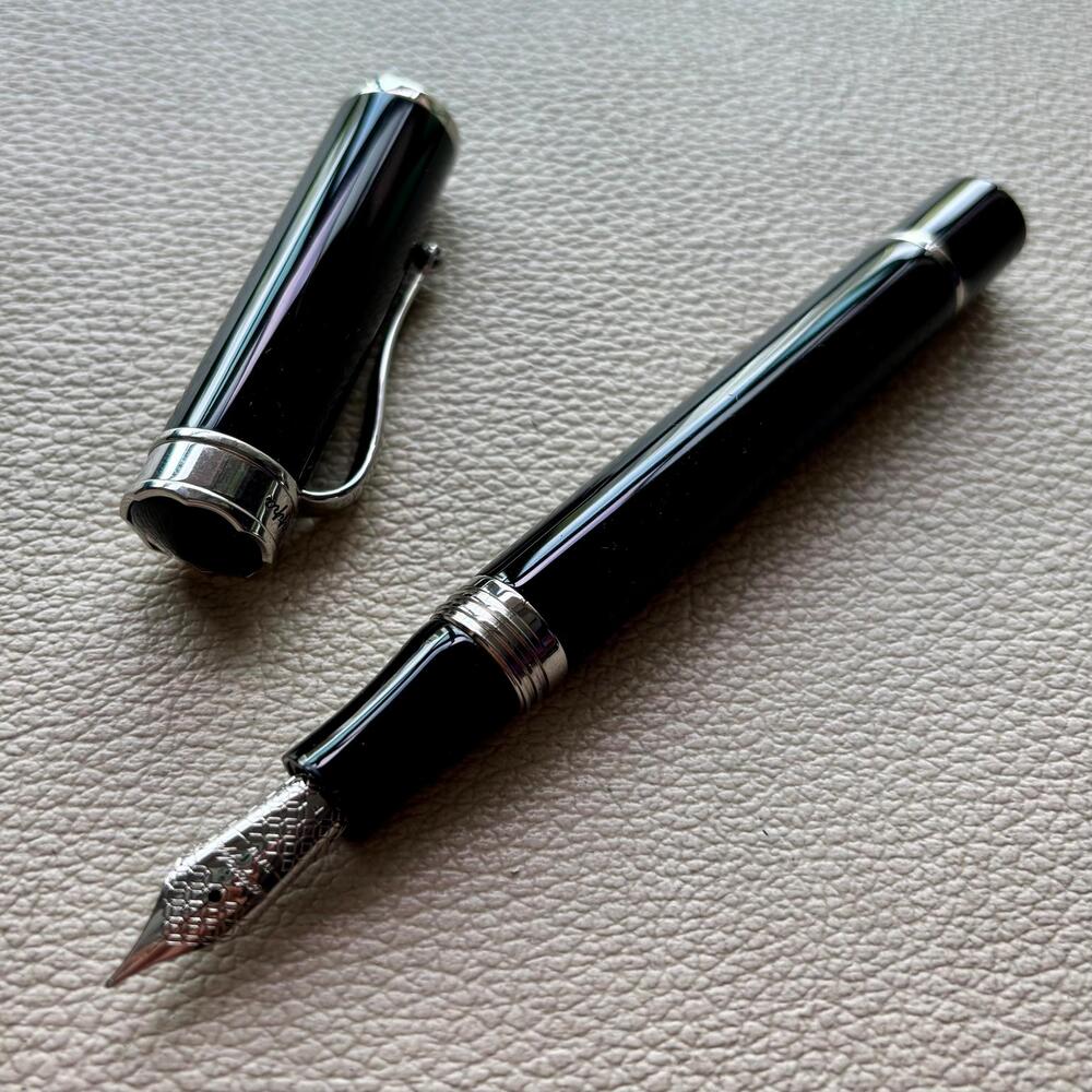 Montegrappa Ducale Black Silver Fountain Pen