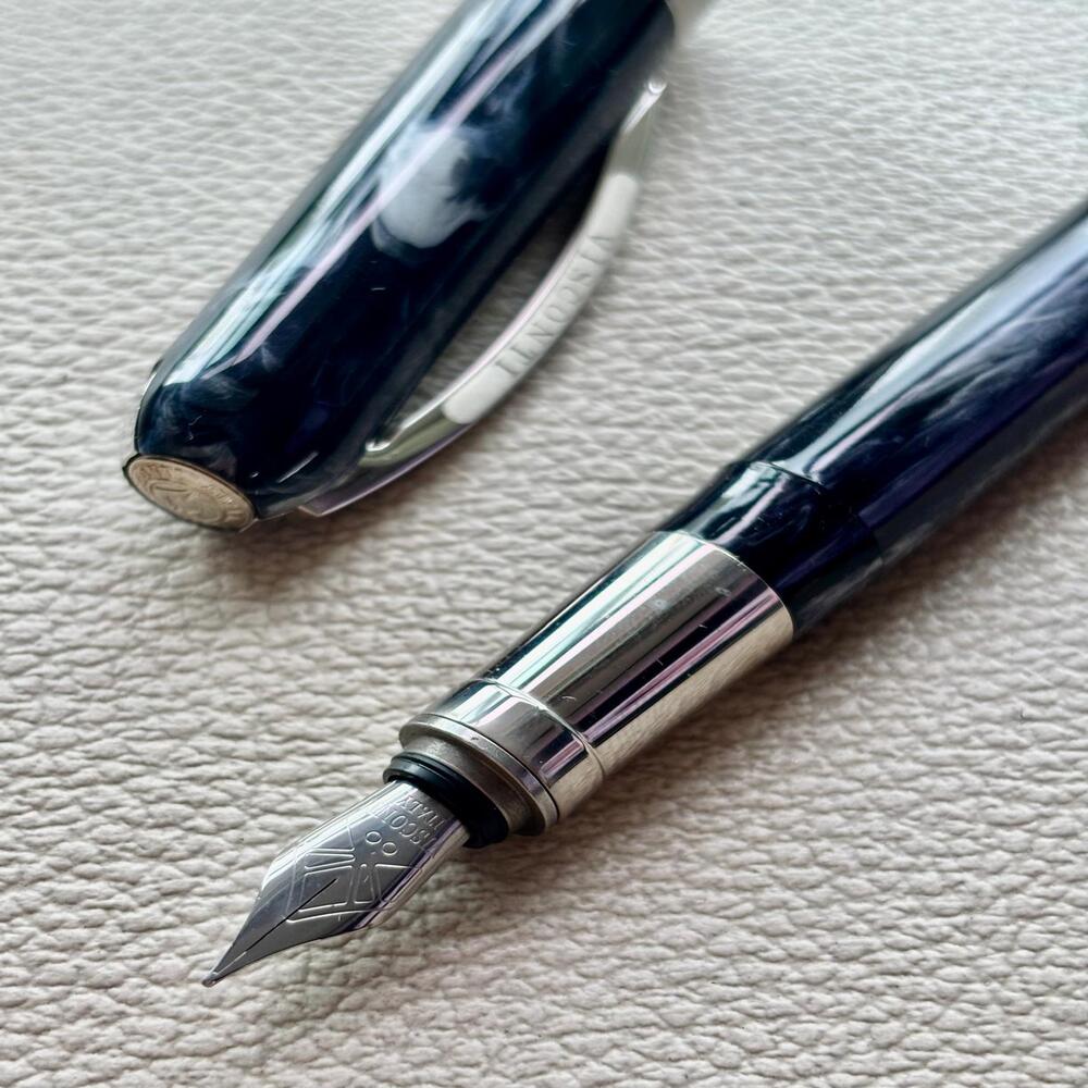 Visconti Black Silver Rembrandt Fountain Pen