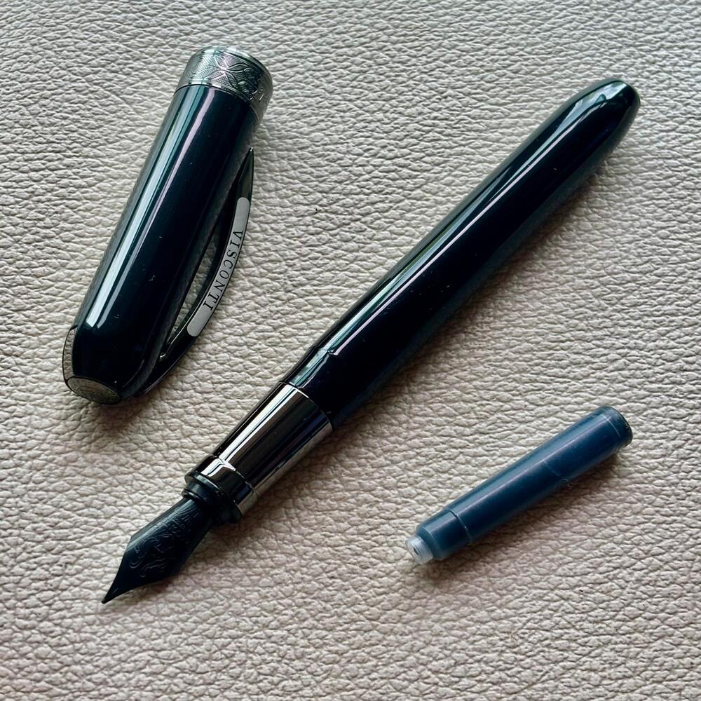 Visconti Black to Black Rembrandt Fountain Pen Discontinue and Rare