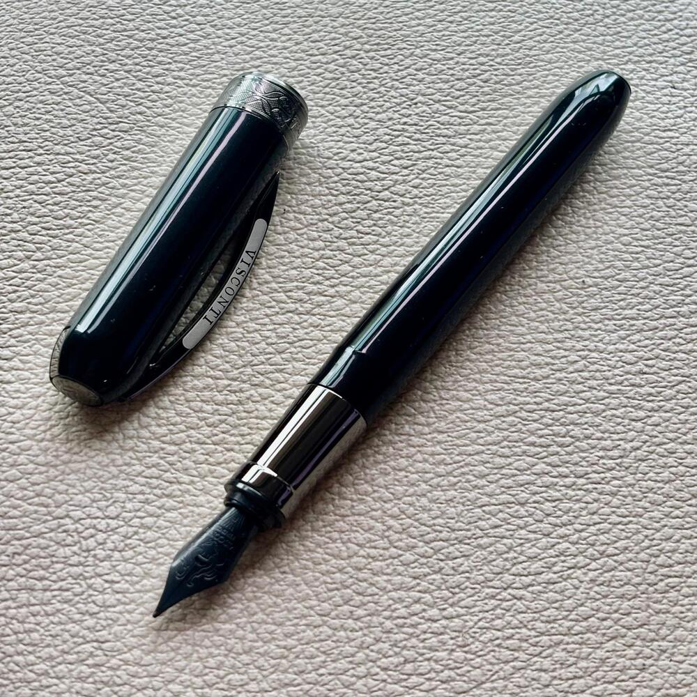 Visconti Black to Black Rembrandt Fountain Pen Discontinue and Rare