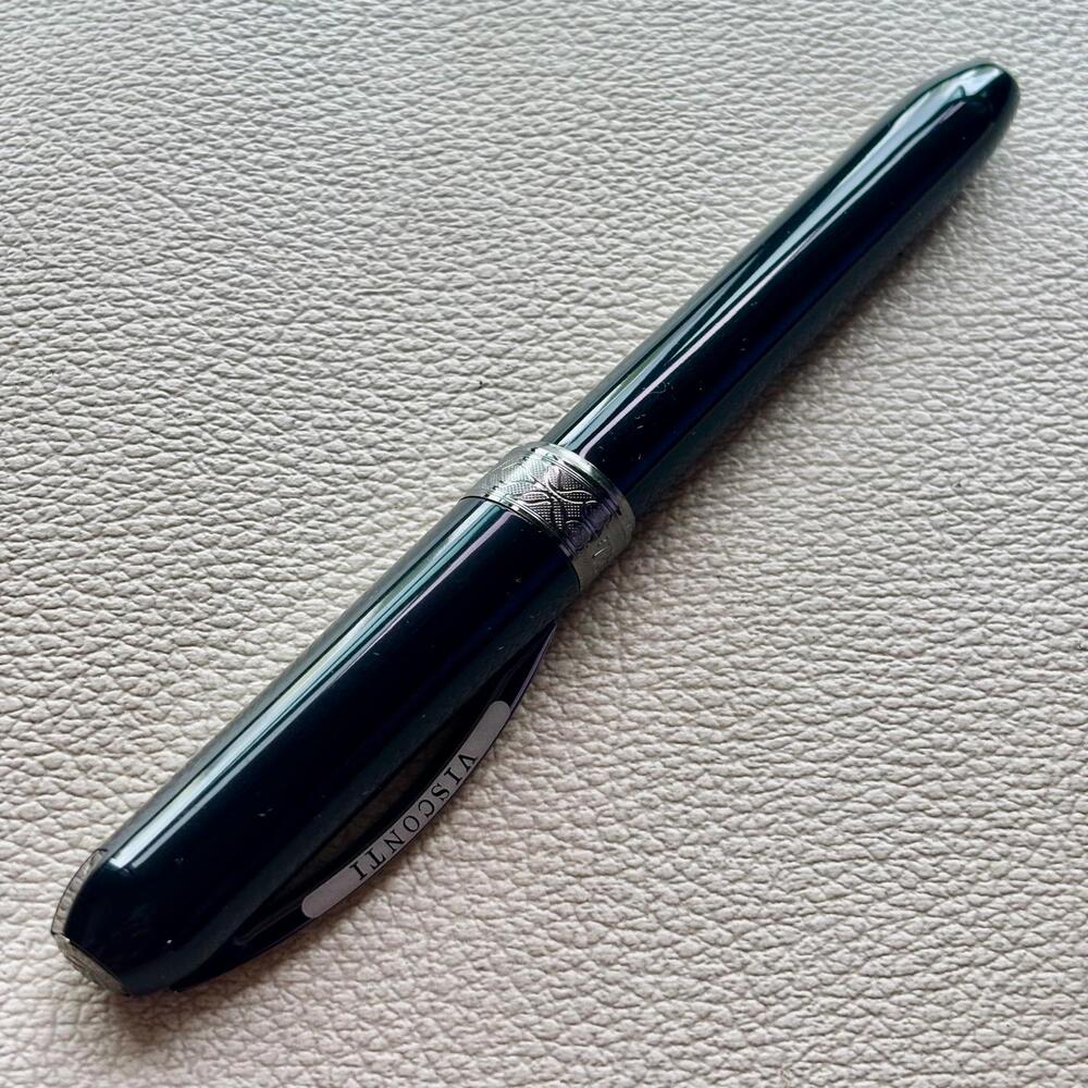 Visconti Black to Black Rembrandt Fountain Pen Discontinue and Rare