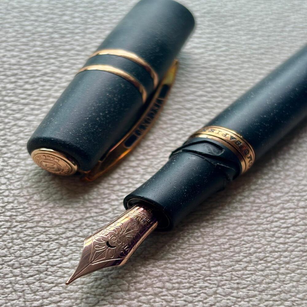Visconti Bronze Over Size Homo Sapiens Fountain Pen 23k nib Discontinue