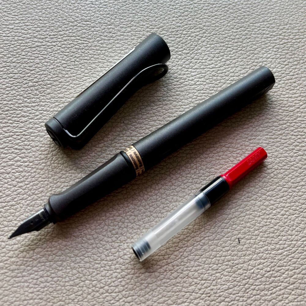 Lamy Umbra (Charcoal) Safari Fountain Pen