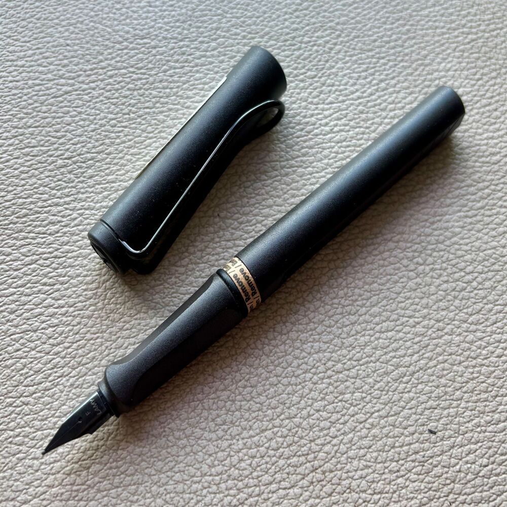 Lamy Umbra (Charcoal) Safari Fountain Pen