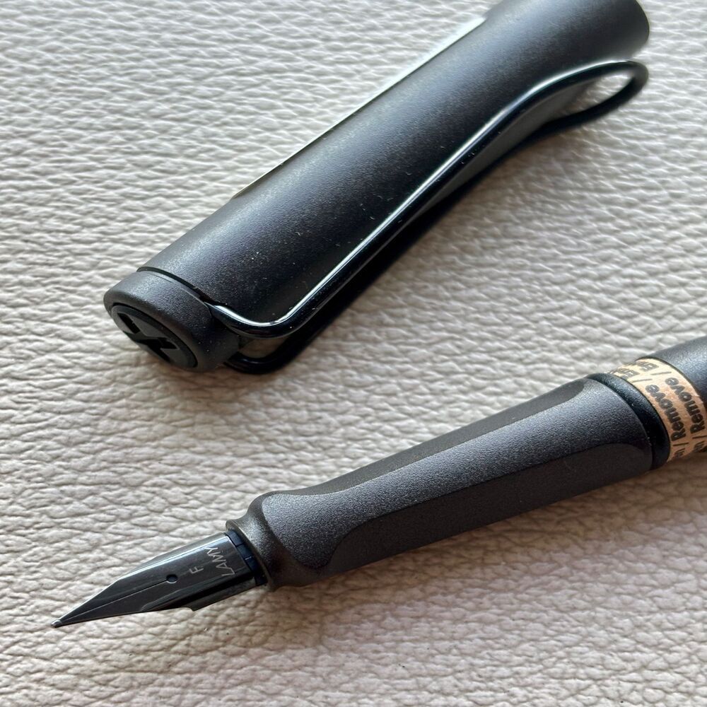 Lamy Umbra (Charcoal) Safari Fountain Pen