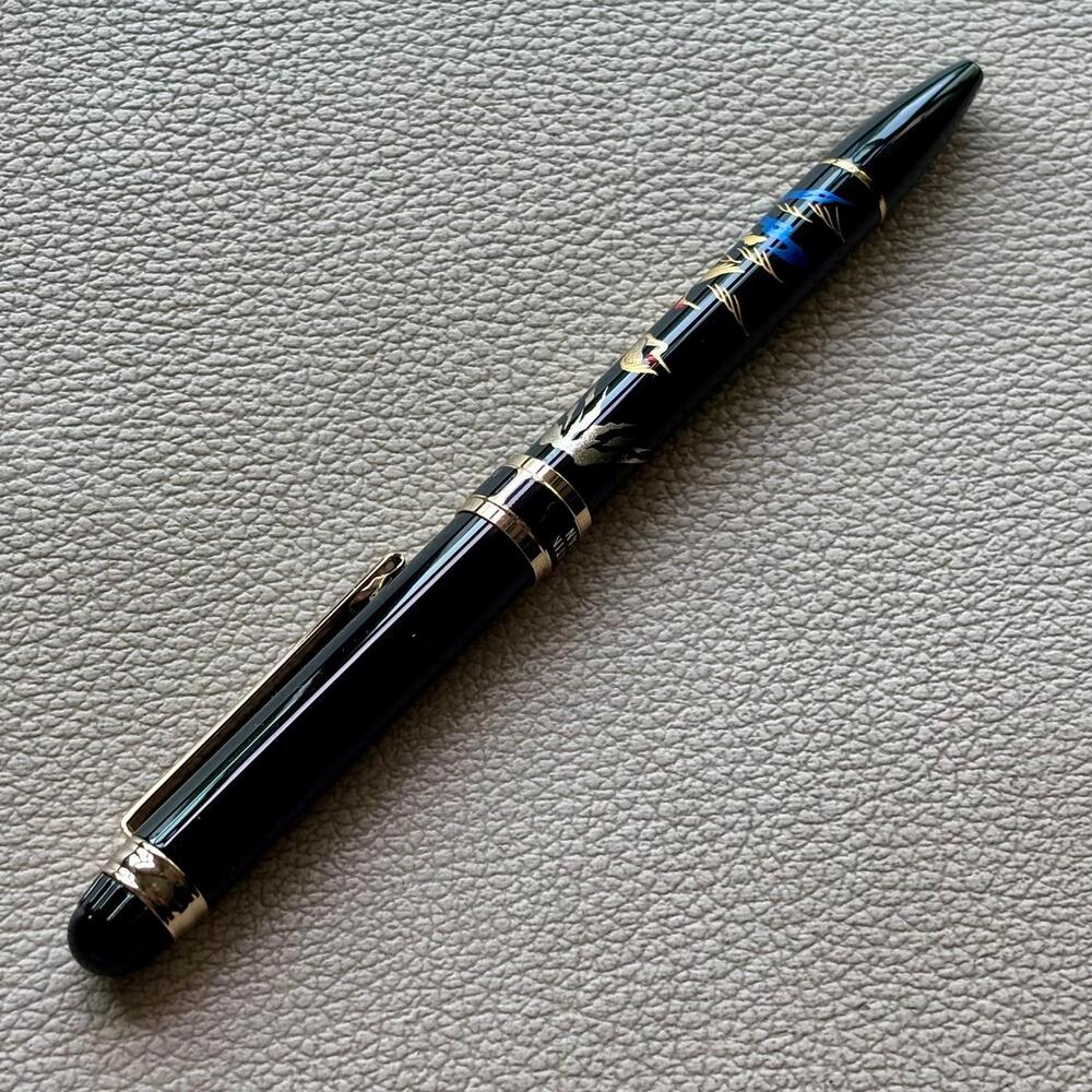Platinum Double 3 Action 3 in 1 Maki-e Crane Mt Fuji Multi Function Pen