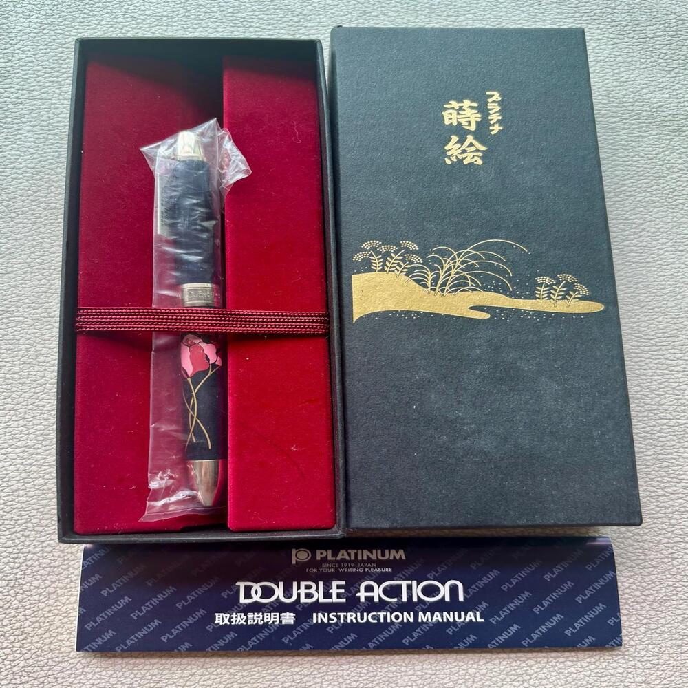 Platinum Double 3 Action 3 in 1 Maki-e Cyclamen Multi Function Pen