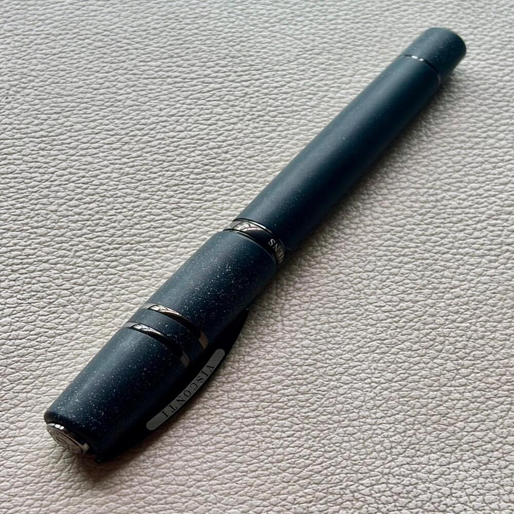 Visconti Dark Age Over Size Homo Sapiens Fountain Pen 23k nib Discontinue