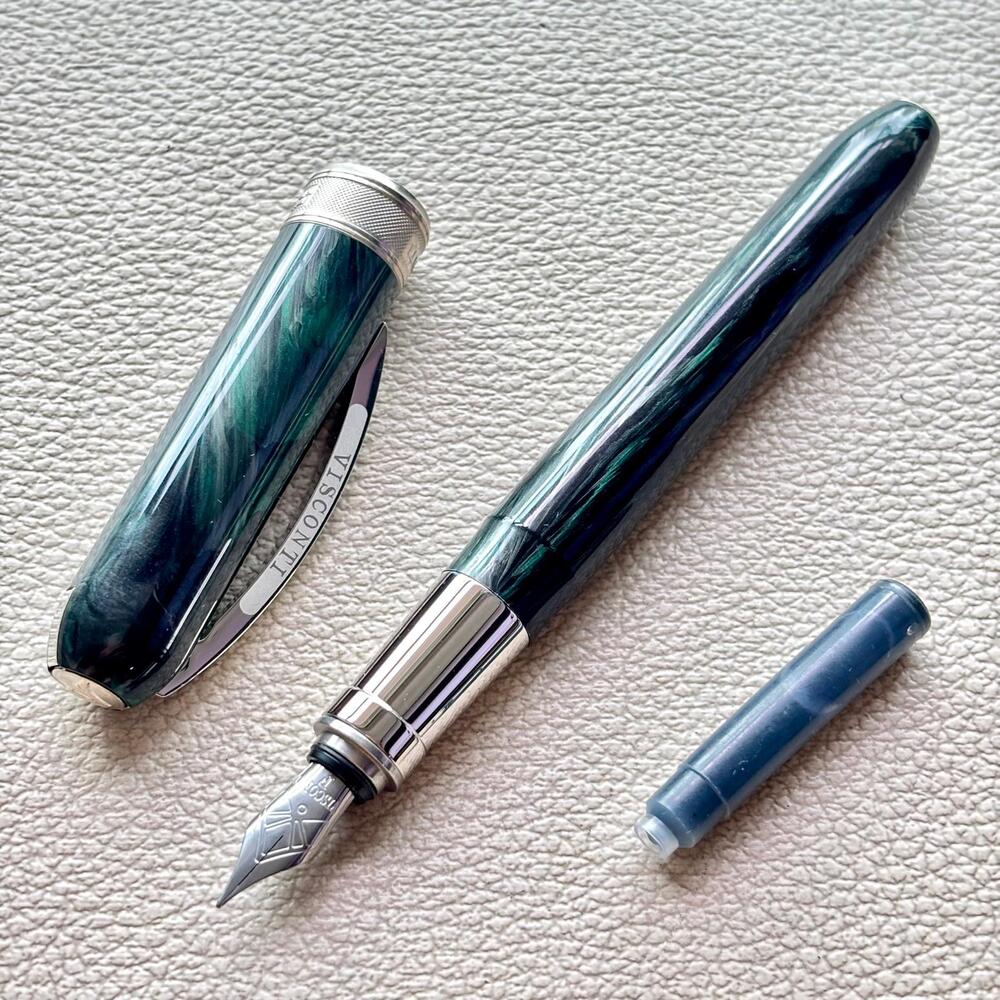 Visconti Forest Green Rembrandt Fountain Pen