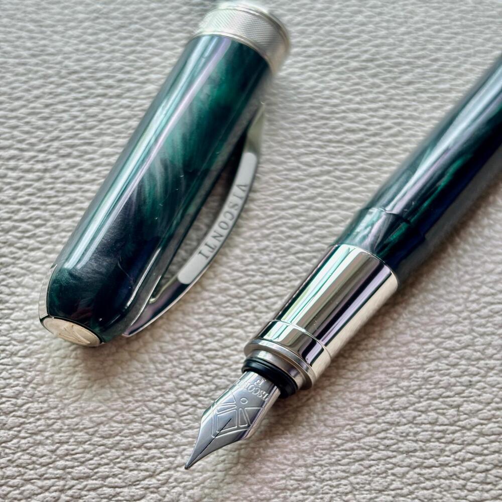 Visconti Forest Green Rembrandt Fountain Pen