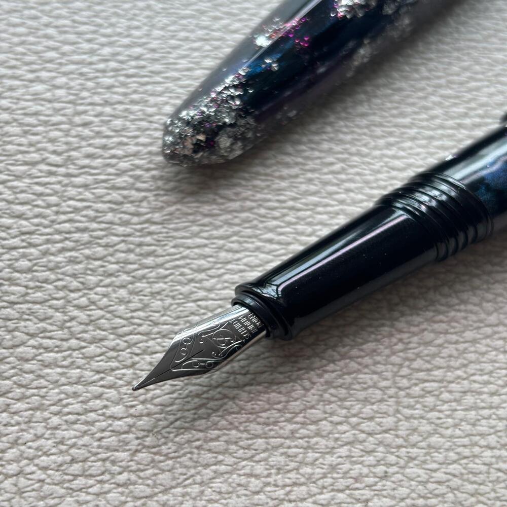 Benu Chameleon Graceful Fountain Pen Discontinued