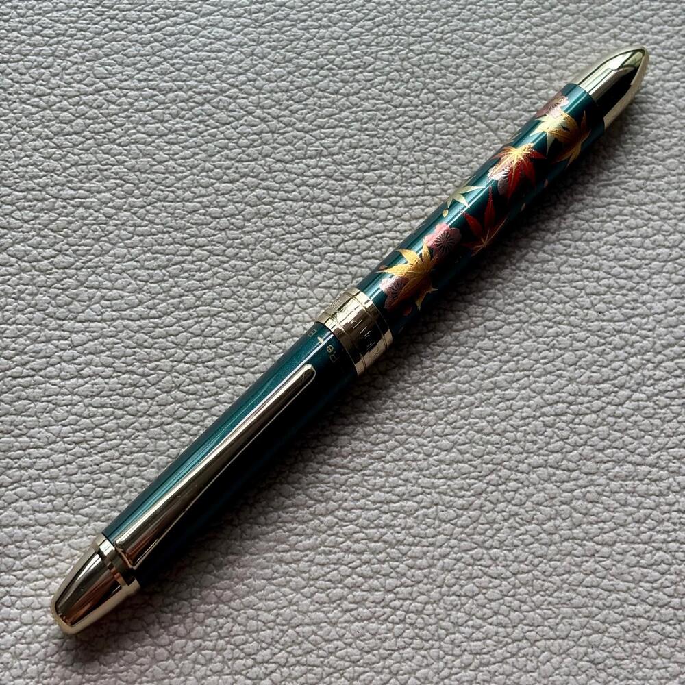 Platinum Double 3 Action 3 in 1 Maki-e Green Maple Leaf Multi Function Pen